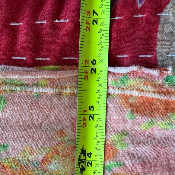 Magnolia Pearl All Over Roses Guadalupe Tee NWT - Picture 10 of 10